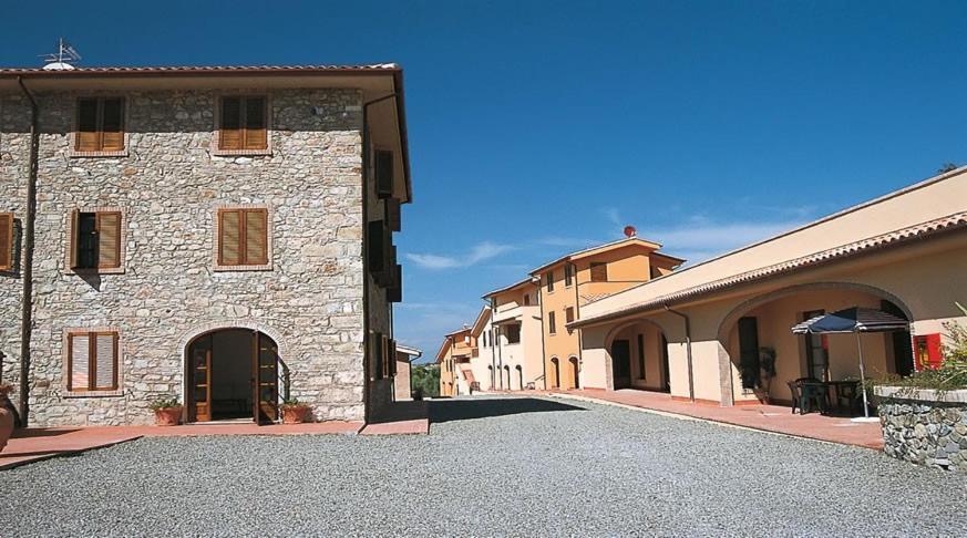 Villaggio Residence La Pieve Di Pomaia Room photo